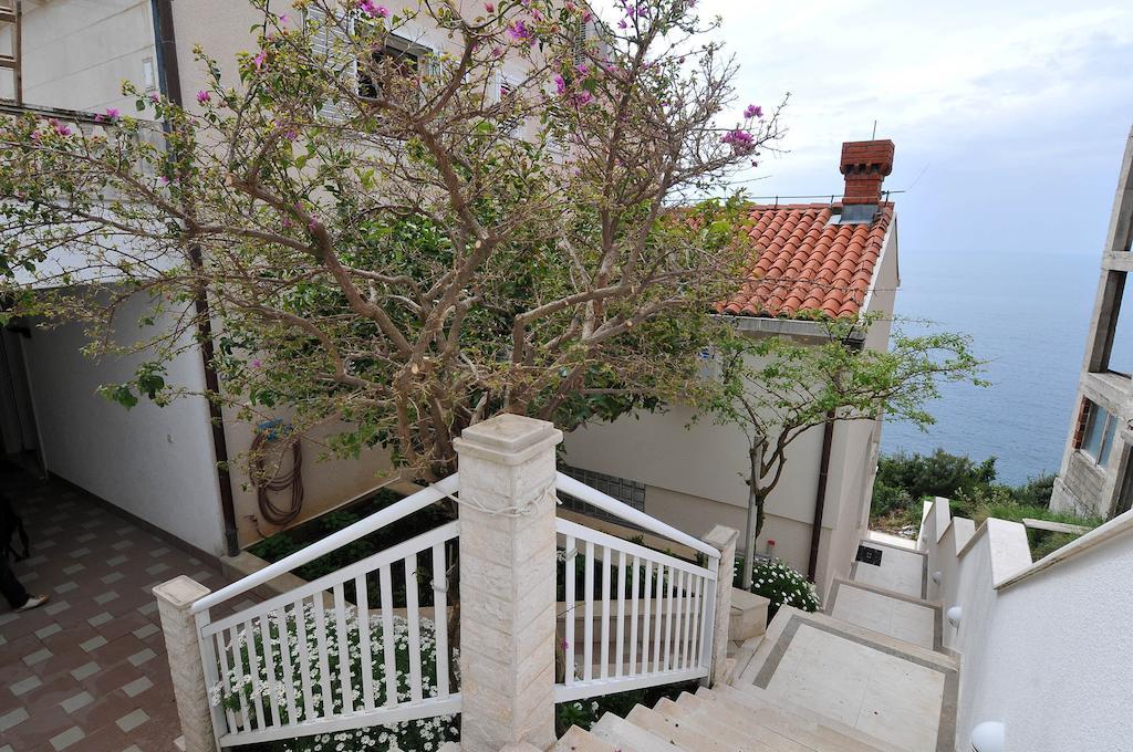 קאבטאט Apartments Bugenvila מראה חיצוני תמונה