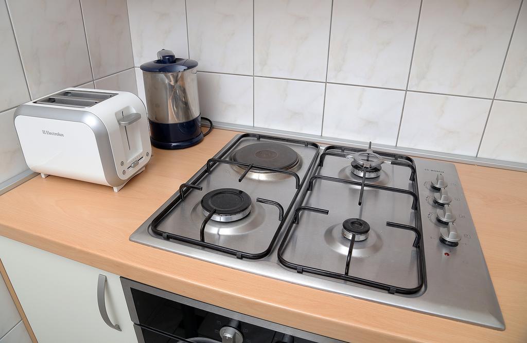 קאבטאט Apartments Bugenvila מראה חיצוני תמונה
