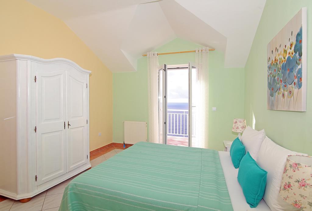 קאבטאט Apartments Bugenvila מראה חיצוני תמונה