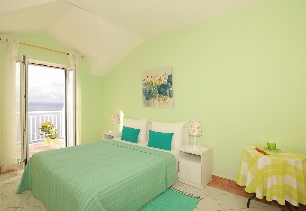 קאבטאט Apartments Bugenvila מראה חיצוני תמונה
